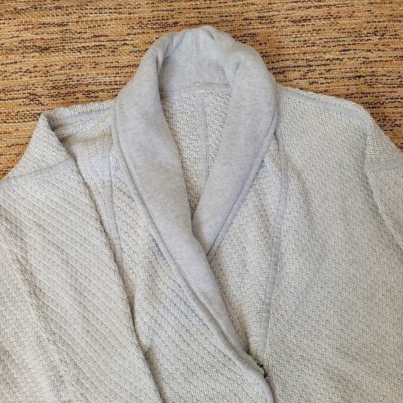 lululemon athletica Sweater - Picture 8 of 11